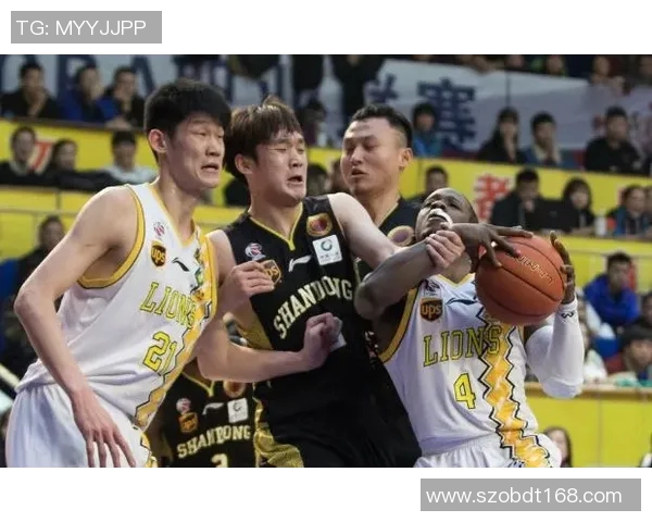 塔克与安东尼的巅峰对决谁能在赛场上笑到最后