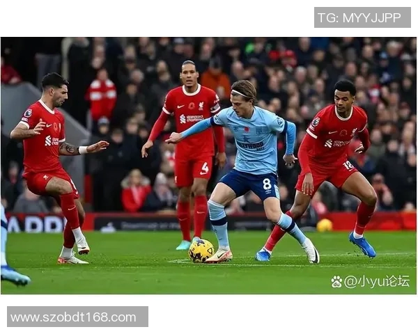 平顺主场迎战昆嵩球队全力以赴争夺胜利的精彩对决 平顺主场迎战昆嵩球队全力以赴争夺胜利的精彩对决